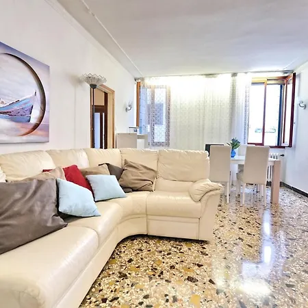 Life Apartment