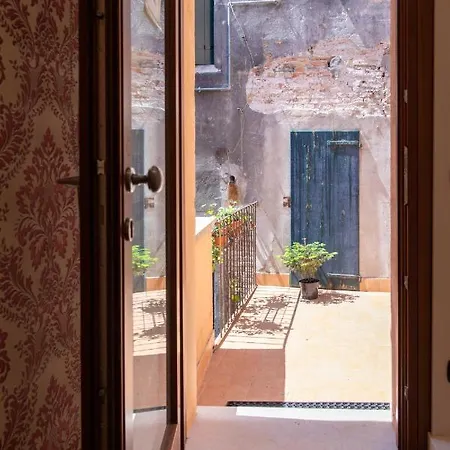 בית הארחה Charming Palace Santa Fosca ונציה