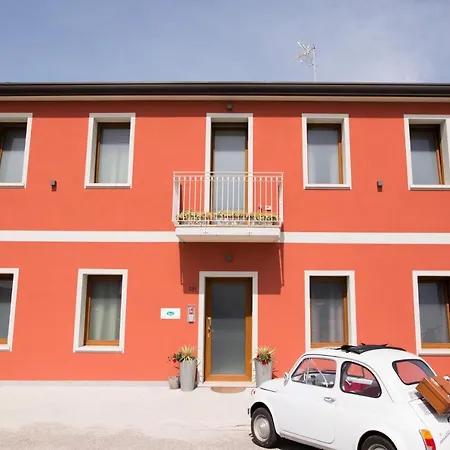 Pensjonat Bella Onda Tessera