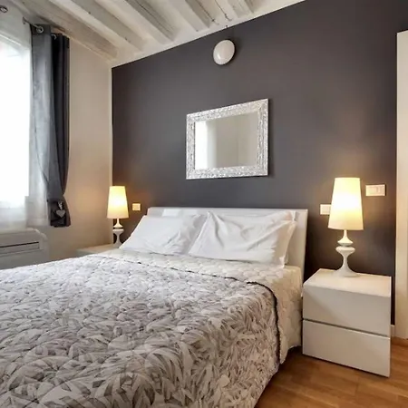 Apartment Elegance *