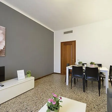Venier 5 Apartment