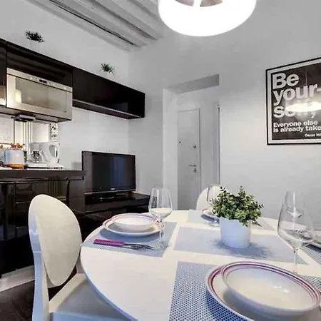 Apartment Biennale *