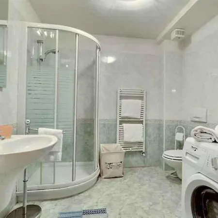 Apartment Venetian Style 4