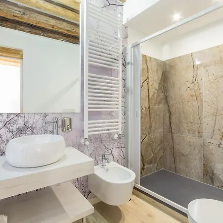 Guest house Hermes San Marco 2*