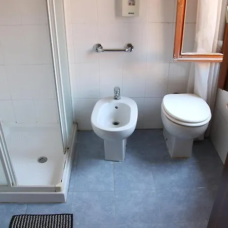 Hotel Iris 2*