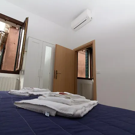 Apartament Veneziacentopercento San Pietro