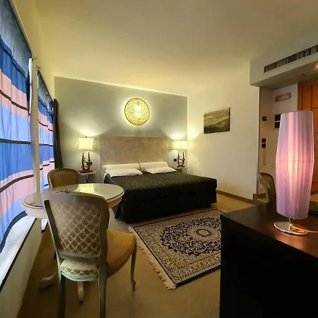 Feel Airport Guest house Venice