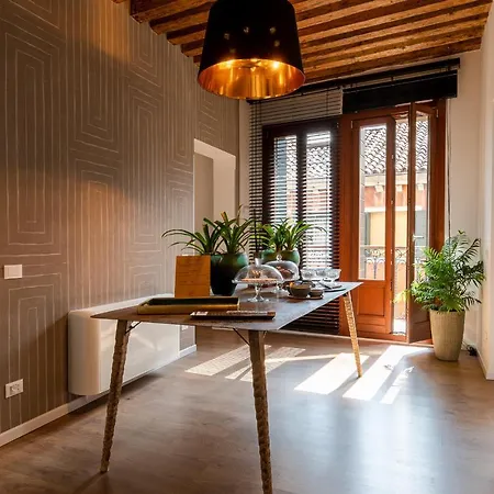 Guest house La Finestra Sulle Beccarie 2*