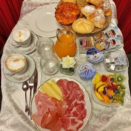 Residenza La Loggia Bed and breakfast 2*