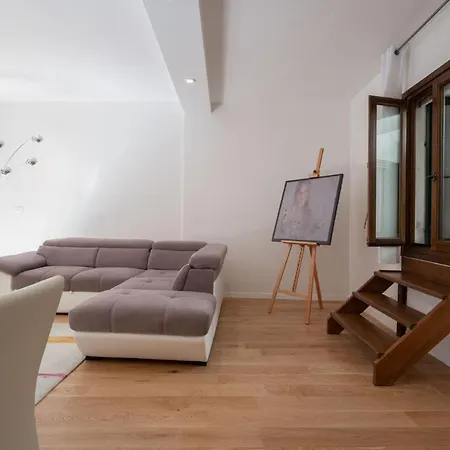 Apartment San Marco Prestige With Terrace By Wonderful Italy *