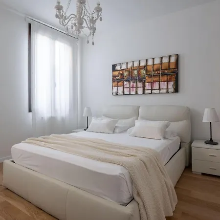 Apartment San Marco Prestige With Terrace By Wonderful Italy