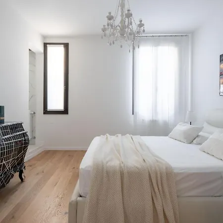 San Marco Prestige With Terrace By Wonderful Italy *