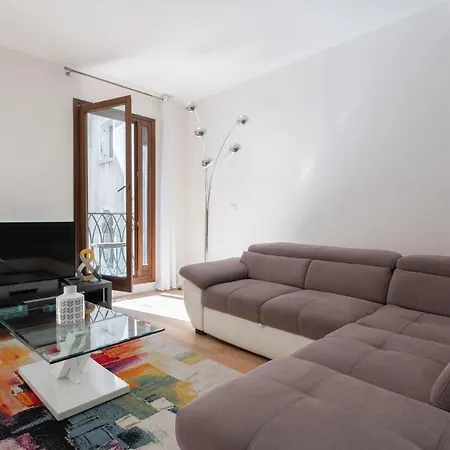 San Marco Prestige With Terrace By Wonderful Italy Apartment