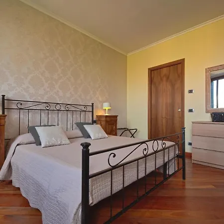 Corte Dei Miracoli Guest house 2*