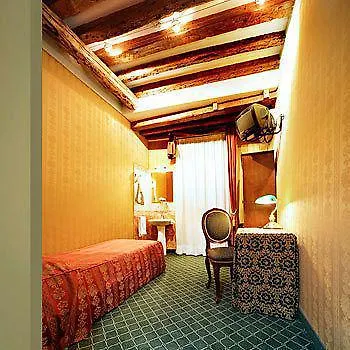 Centauro Hotel 3*