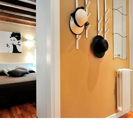 Vivaldi - Biennale By Wonderful Italy Apartment