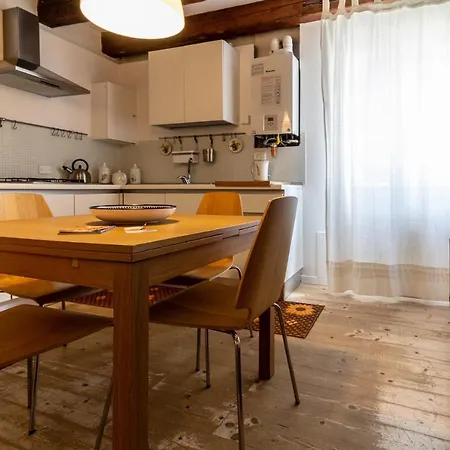 Apartment Veneziacentopercento & *