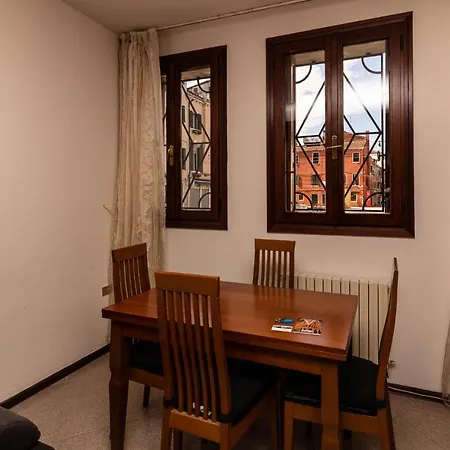 Veneziacentopercento & Apartment *