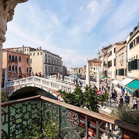 Palazzina Veneziana Konukevi