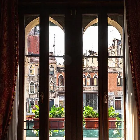 Palazzina Veneziana