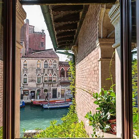 Konukevi Palazzina Veneziana
