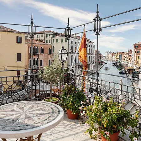 Palazzina Veneziana Konukevi 2*