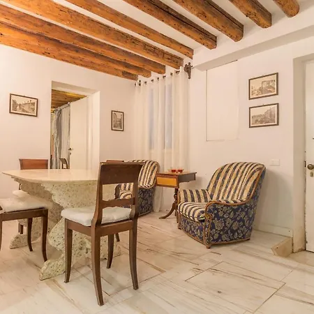 Appartement Noble House With @original Venetian Murales *