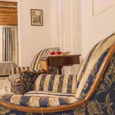 Noble House With @original Venetian Murales Appartement *