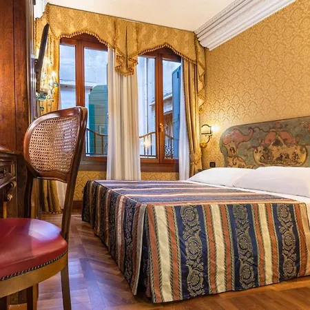 Palazzina Veneziana 2*
