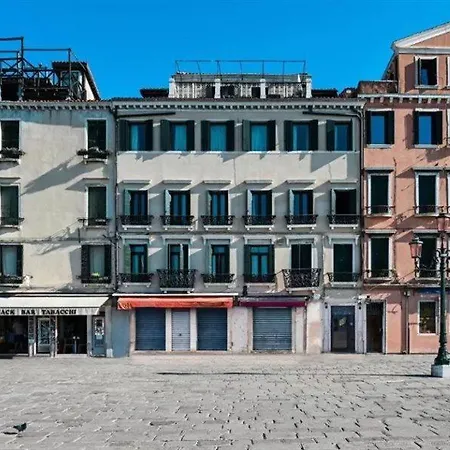 A Tribute To Music Residenza Venice