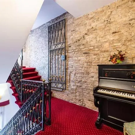 A Tribute To Music Residenza Guest house