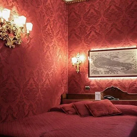 Lisbona Hotel 3*