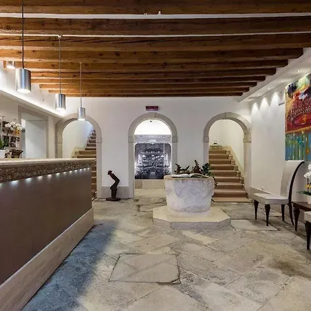 Hotel Dell'opera 3*