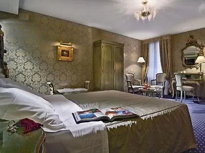 Cà Rialto 3* Venise