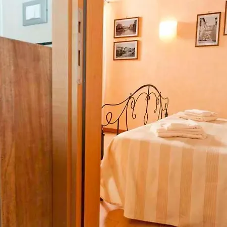 San Cassiano Jacuzzi Bed & Breakfast *