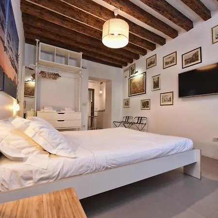 Guest house Sottopiano - Comfort In The Center Venice