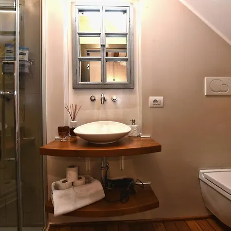 Sottopiano - Comfort In The Center Guest house *