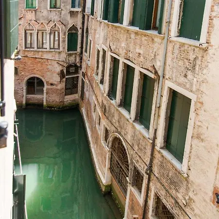 Ca Martinengo Apartment
