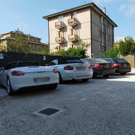 Venice Airport Erica Guest house 3*