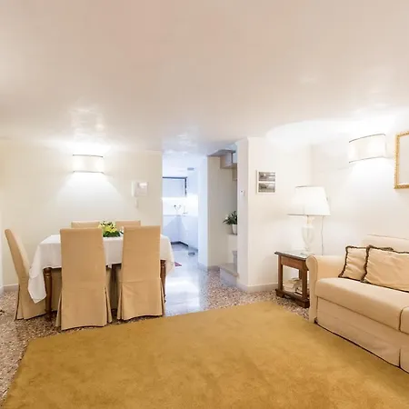 Apartment Ca' Dei Cuori On The Grand Canal Venice