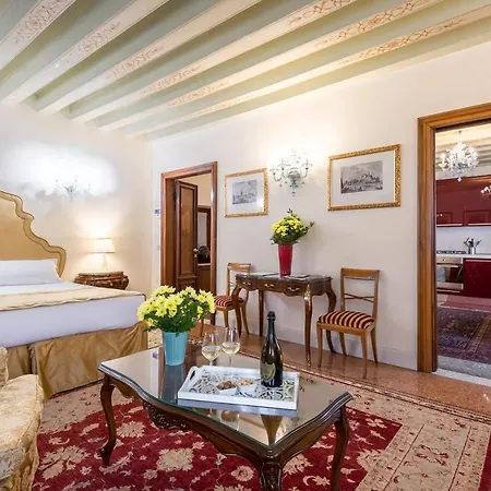 Ca' Dei Cuori On The Grand Canal Apartment Venice
