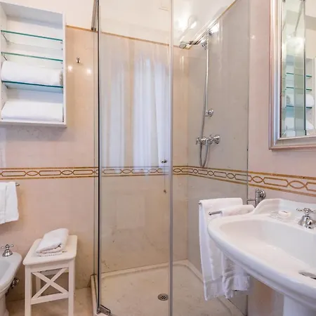 Apartment Ca' Dei Cuori On The Grand Canal *