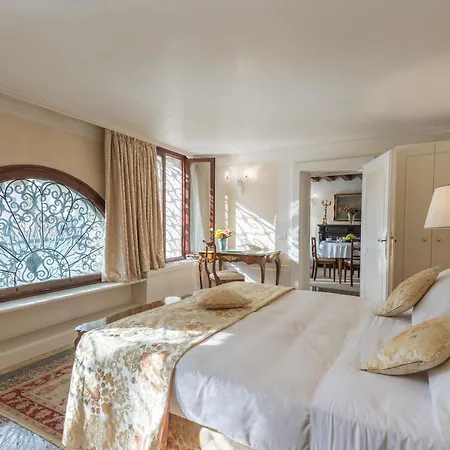 Apartment Ca' Dei Cuori On The Grand Canal *