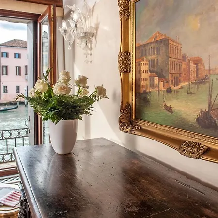 Apartment Ca' Dei Cuori On The Grand Canal *
