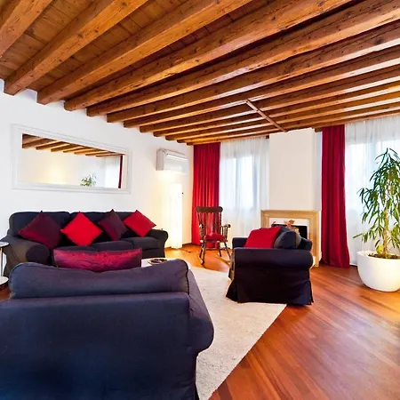 Elegant Terrace Near Piazza San Marco Last Floor No Lift *