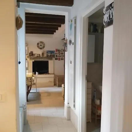 Gondola Show Apartment *