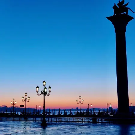 La Casa Del Pescatore: A Lovely Escape In Venice!! Venice
