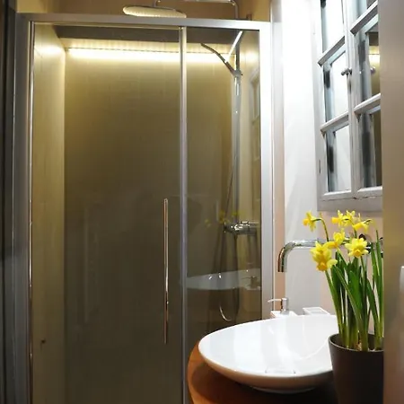 Guest house Sottopiano - Comfort In The Center *