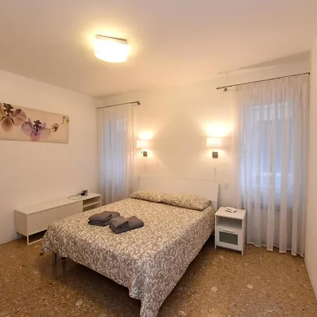 Apartment White Ca' Arsenale