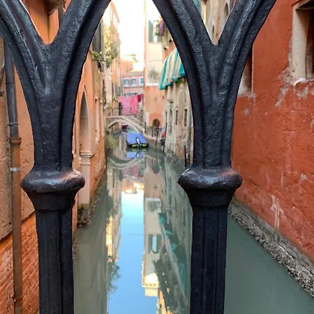Apartment Rooftop Terrace Domus Dei Fabbri Venice
